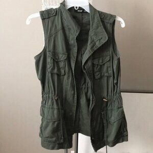 Green utility vest/jacket
